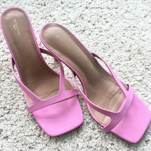 Pink Heels - Picture 5 of 6